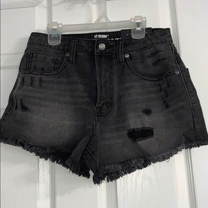 ULTRA HIGH-RISE BLACK DENIM SHORTS